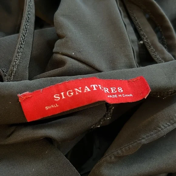 SIGNATURE8 Bodysuit (Small) - Picture 3 of 3